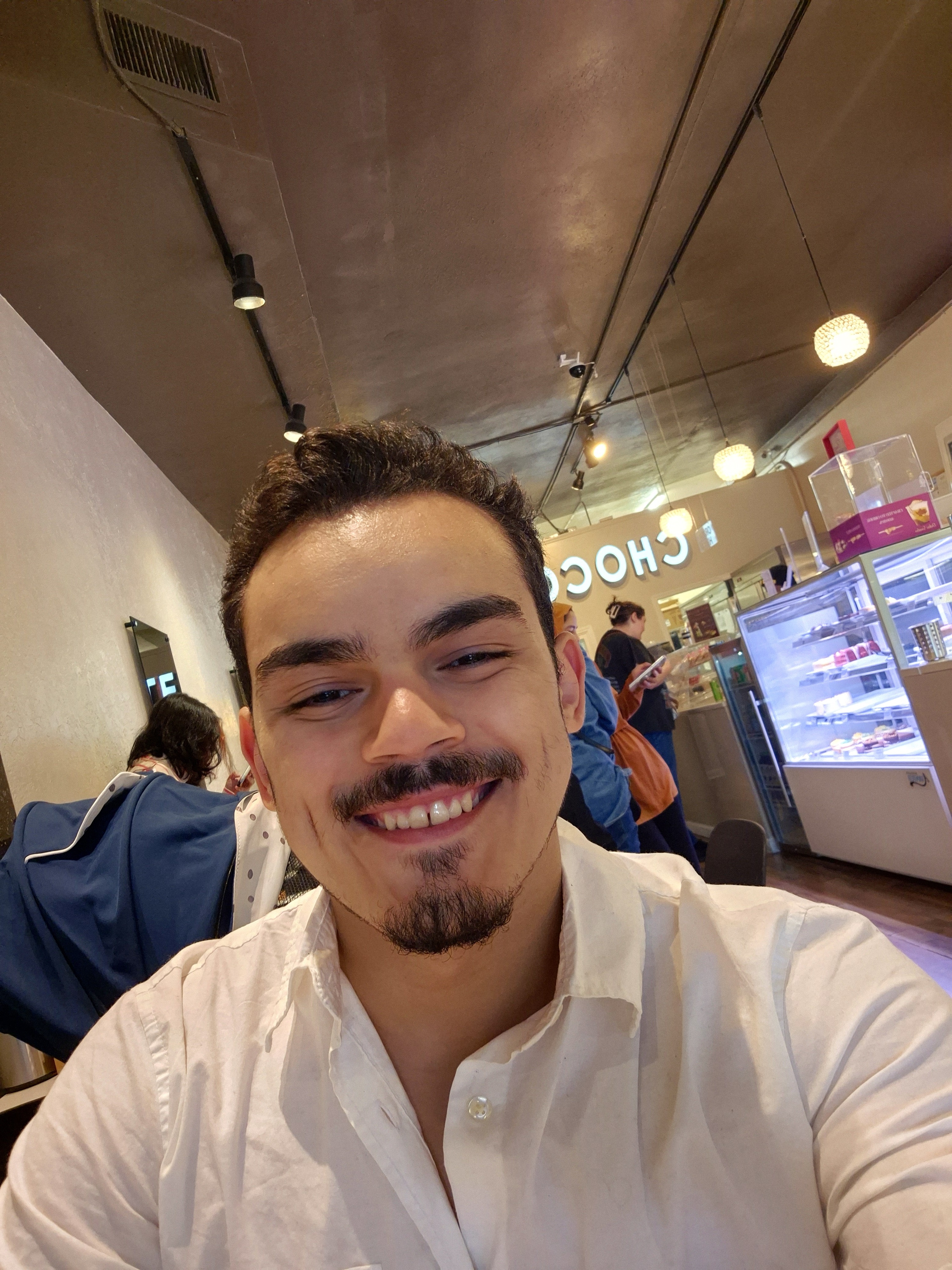 Foto do desenvolvedor por trás da Dev.Stich